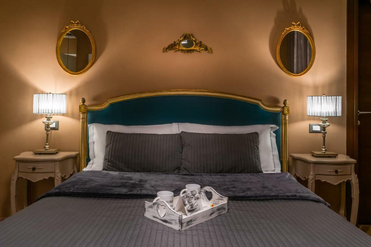 051 Room & Breakfast Bologna Bagian luar foto