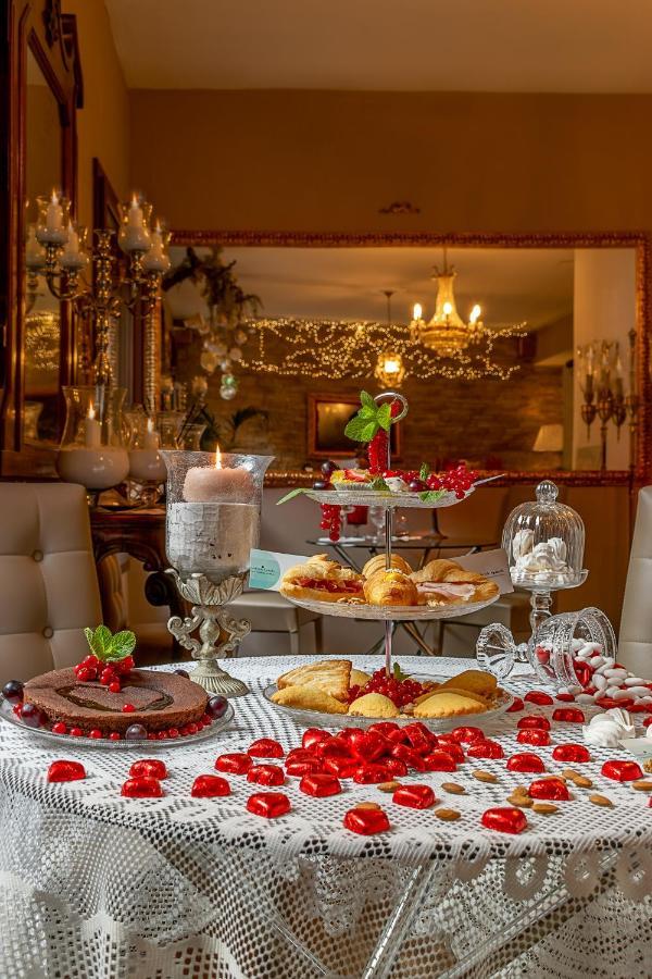 051 Room & Breakfast Bologna Bagian luar foto