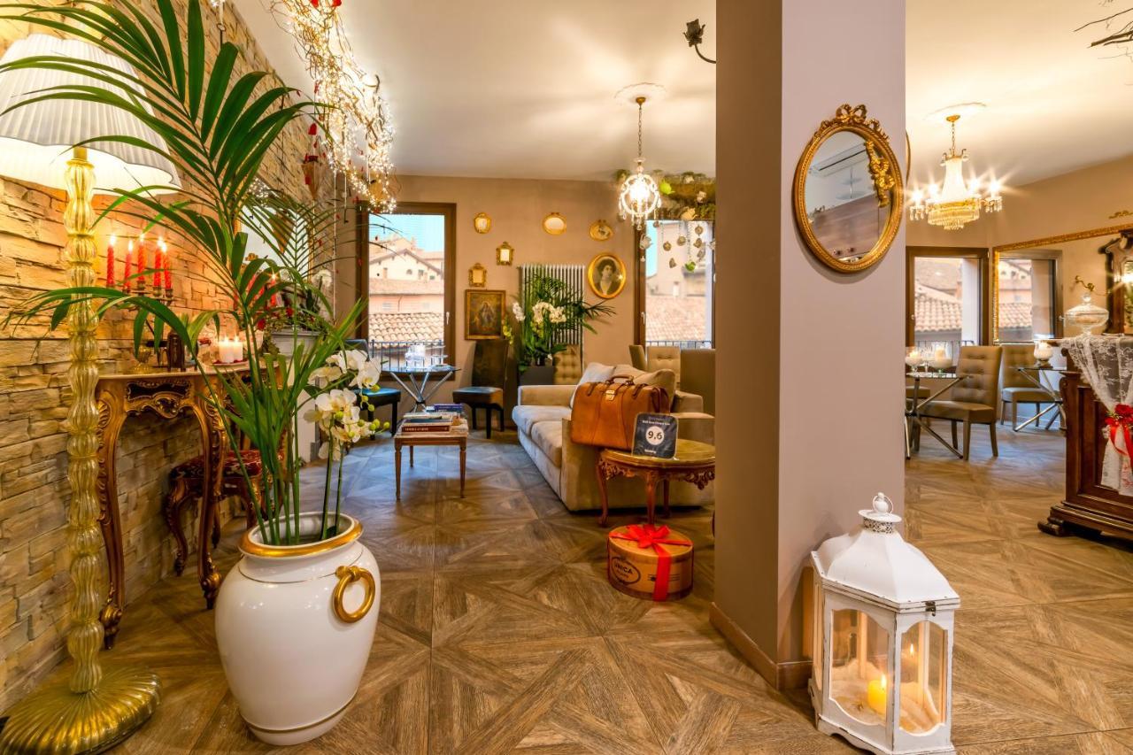 051 Room & Breakfast Bologna Bagian luar foto